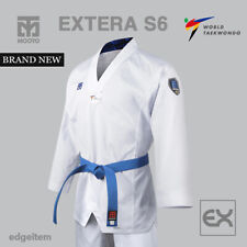 Uniforme MOOTO EXTERIOR S6 (con cuello en V blanco) wt (World Taekwondo) Fighter Dobok segunda mano  Embacar hacia Argentina