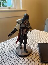 Assassin’s Creed 2 ‘Black Edition’ PS3 - 8” Estatueta Ezio, Livro de Conspiração e DVD comprar usado  Enviando para Brazil
