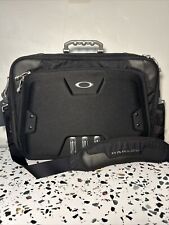 Oakley messenger bag. for sale  Hastings