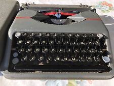 Vecchia macchina scrivere usato  Francavilla Al Mare