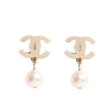 Chanel boucles oreille d'occasion  Paris VIII