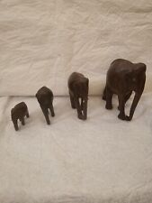 Famiglia elefanti originali usato  Guastalla