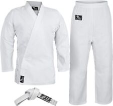Usado, Uniforme de artes marciales Hawk Sports Student Karate Gi con cinturón, 3 5'3"/130 libras - blanco segunda mano  Embacar hacia Argentina