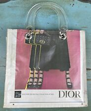 Bolsa tote Couture Planet Dior Saks Fifth Avenue jornal reciclado maio 2021 comprar usado  Enviando para Brazil