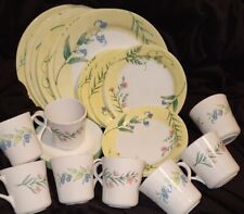 CORELLE "MY GARDEN" PATTERN Yellow 32 PC. DINNERWARE SET  8 Of Each!  for sale  Shipping to South Africa