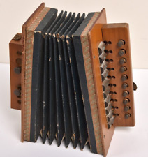 Ancien petit accordéon d'occasion  Freneuse