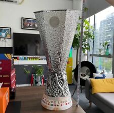 Colección de trofeos de fútbol de la Europa League 65 cm de altura 8 kg de peso segunda mano  Embacar hacia Argentina