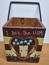 CAJA RÚSTICA DE MADERA MACIZA, caja de almacenamiento patriótica estadounidense hecha a mano plantadora de arte popular segunda mano  Embacar hacia Argentina