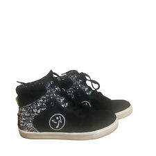 Tênis ZUMBA High Top Crew Street Charge Feminino Tamanho 8 Preto Branco, usado comprar usado  Enviando para Brazil