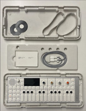 Sintetizador portátil Teenage Engineering OP-1 Field comprar usado  Brasil 