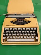 OLIVETTI LETTERA 82 TYPEWRITER. SPANISH LAYOUT. S/N 9482455 1980s. PICA FONT, used for sale  Shipping to South Africa