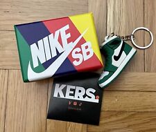 Mini sneakers keychain usato  Bresso