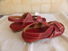Chaussures femme rouge d'occasion  Bourg-Saint-Andéol