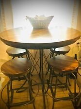 Round pub table for sale  New Orleans