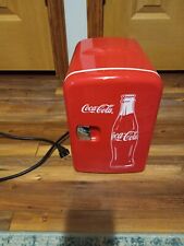 Mini geladeira portátil 6 latas Coca-Cola 4L. Bom estado de funcionamento. comprar usado  Enviando para Brazil