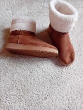 Size slippers boots for sale  HALIFAX