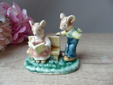 Figurine couple lapins d'occasion  Saint-Lambert-du-Lattay