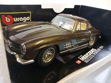 BBURAGO - MERCEDES-BENZ 300 SL ROADSTER 1957 1/18 SCALE MODEL COD. 3023, used for sale  Shipping to South Africa