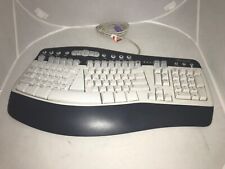 Teclado multimedia natural Microsoft confort ergonómico 1.0A RT9470 con cable segunda mano  Embacar hacia Argentina