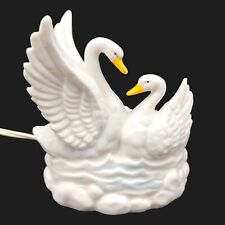 Lefton swan figurine d'occasion  Expédié en Belgium