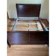 Queen sleigh bed for sale  Middletown