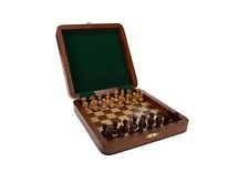 Juego pequeño de ajedrez de viaje de madera maciza de 7"" en estuche plegable y piezas magnéticas segunda mano  Embacar hacia Mexico