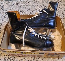 Usado, Patins de hóquei American Cougar modelo profissional nacional tamanho. 8 botas de couro vintage comprar usado  Enviando para Brazil