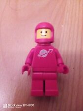 Lego astronaute rouge d'occasion  Neuvy-Saint-Sépulchre