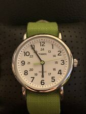 Reloj de acero inoxidable para hombre Timex Weekender TW2P65900 verde excelente estado segunda mano  Embacar hacia Argentina