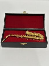 Réplica de instrumento musical de saxofón de metal dorado en miniatura en caja forrada segunda mano  Embacar hacia Argentina