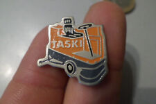 Taski pin badge d'occasion  Expédié en Belgium