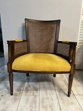 Silla de salón vintage con bastón de madera para muebles Lewittes - tapicería amarillo mostaza, usado segunda mano  Embacar hacia Argentina