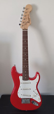 Usado, Guitarra Eléctrica Squier Mini Stratocaster de Fender Roja Usada ¡Bonita! segunda mano  Embacar hacia Argentina