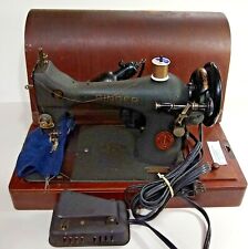 Vintage Singer Sewing Machine 128 Crinkle Finish 1941 & Bentwood Case Working, used for sale  Kingsport