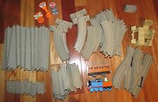 THOMAS & FRIENDS ~ THOMAS' TRACKMASTER TRACK LOT ~ MAIS TUDO RETRATADO comprar usado  Enviando para Brazil