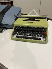 OLIVETTI LETTERA 22 TYPEWRITER . MADE BY IVREA IN ITALY 1960 w/CASE. S/N 822370 for sale  Shipping to South Africa