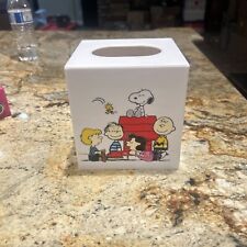 Usado, Capa caixa de tecido Peanuts Boutique 2019 Snoopy, Charlie Brown & the Gang nova! comprar usado  Enviando para Brazil