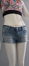 Short jean mini d'occasion  Le Grand-Lemps