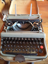 Vintage Olivetti Lettera 22 Portable Typewriter Plus Case made in Italy 1960s, used for sale  Shipping to South Africa