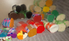 Usado, LOTE DE 31 fios para tapete com gancho de trava Bernat, Bucilla, Master Craft - muitas cores comprar usado  Enviando para Brazil