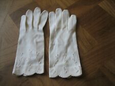 Ancienne paire gant d'occasion  Neuville-aux-Bois