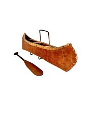 Juguete de madera de corteza de abedul modelo mini canoa y remo decoración nativa vintage, usado segunda mano  Embacar hacia Mexico