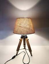 Candeeiro de mesa tripé de madeira antigo acabamento náutico cromado decoração luz de cabeceira comprar usado  Enviando para Brazil