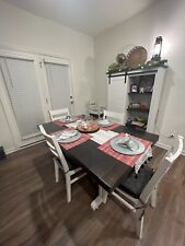 Dinning room table for sale  Cartersville