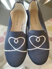 Sapato sem salto feminino Serra tamanho 7 azul com coração branco biqueira redonda em excelente estado usado comprar usado  Enviando para Brazil