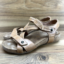 Taos sandals 8.5 for sale  Edinburg