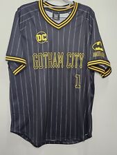 Camiseta estilo futebol Gotham City - Bruce Wayne/Batman - DC Comics - Tamanho XL, usado comprar usado  Enviando para Brazil