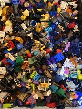 LOTE DE PIEZAS LEGO A GRANEL Minifiguras Torsos Cabezas Piernas Caderas Cabello 20 Piezas segunda mano  Embacar hacia Mexico