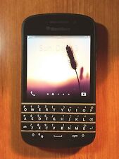 Used, BLACKBERRY Q10 (UNLOCKED) + Good Deal+ ON SALE !! for sale  Shipping to South Africa