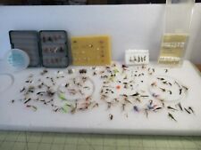Lote de más de 190 moscas y cajas surtidas para moscas de pesca con mosca segunda mano  Embacar hacia Argentina